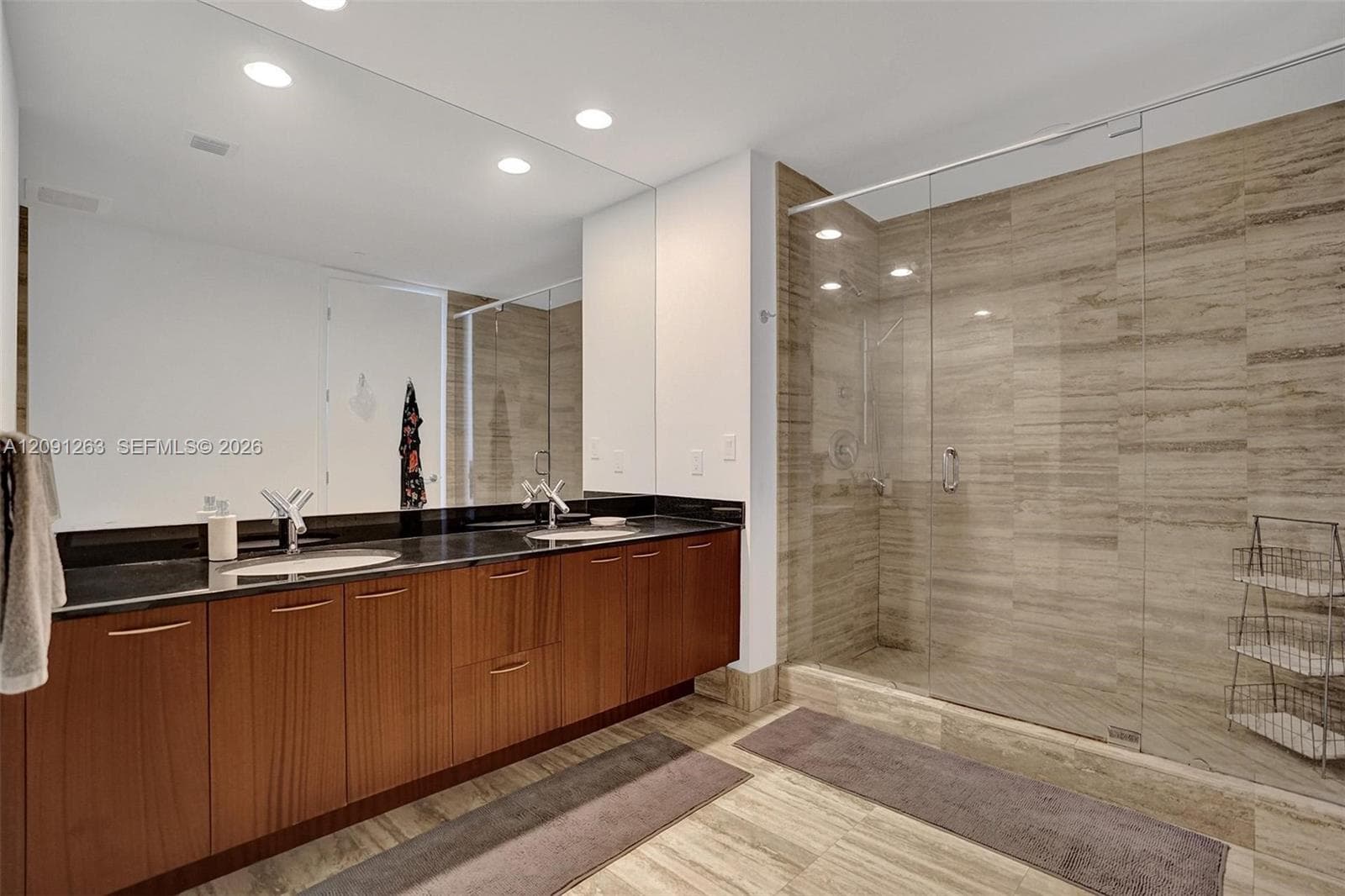 Trump Tower I · #805 in Sunny Isles Beach - Photo 24