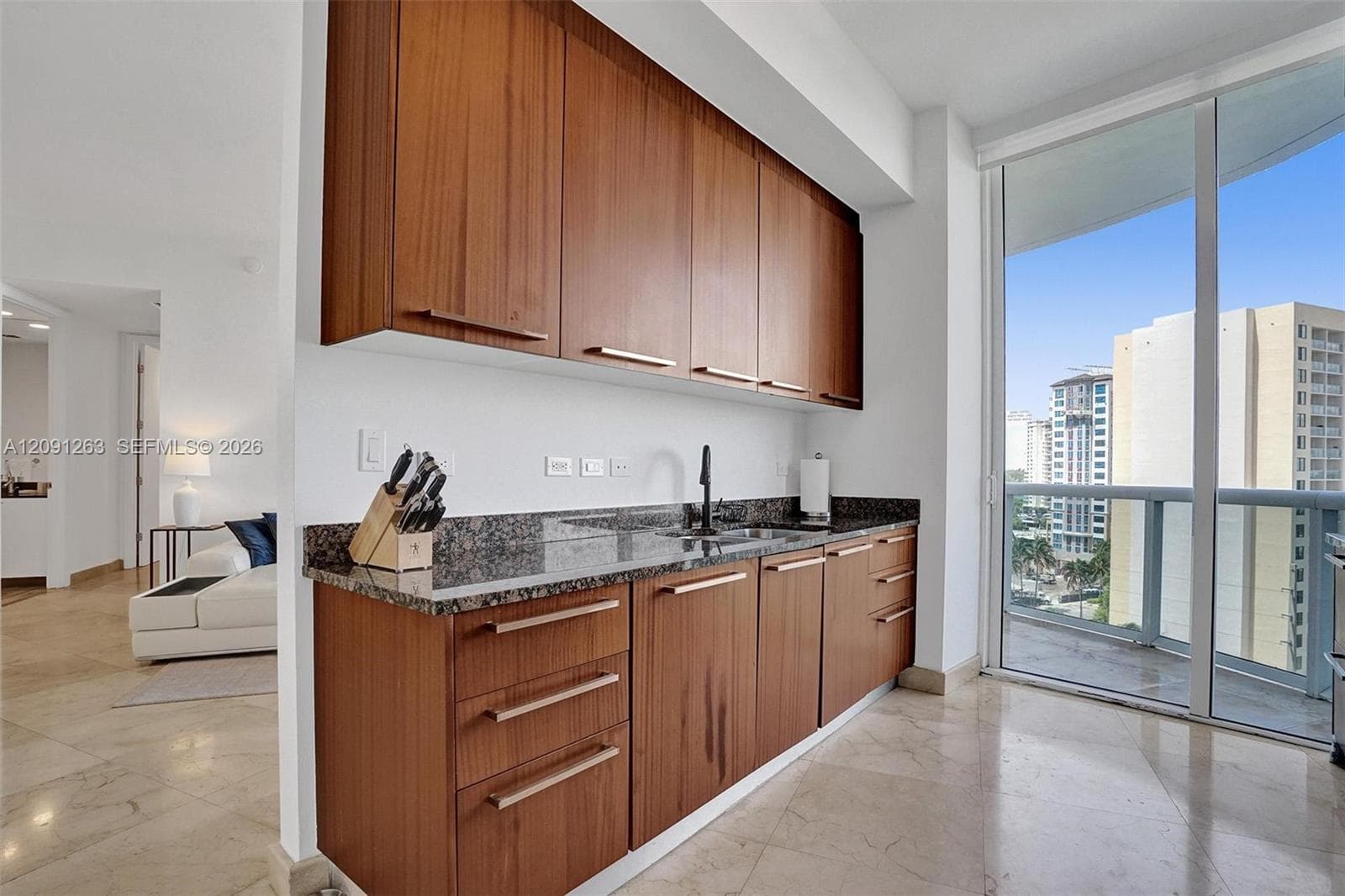 Trump Tower I · #805 in Sunny Isles Beach - Photo 19