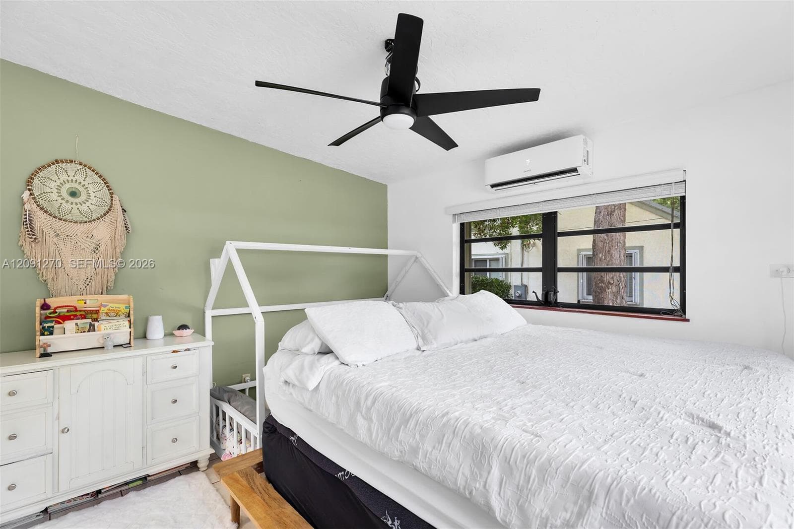 110 Indian Ave photo 23