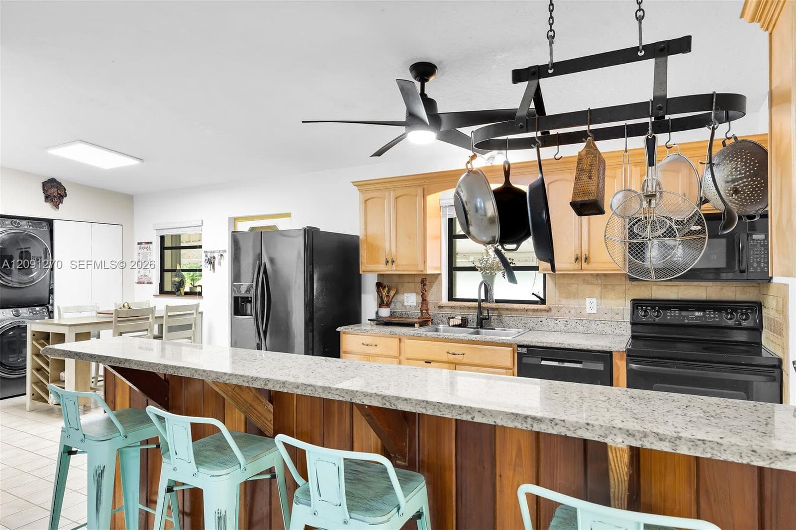 110 Indian Ave photo 11