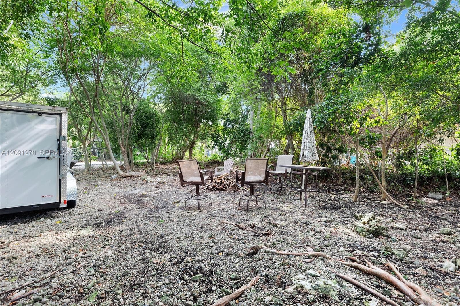 110 Indian Ave photo 29