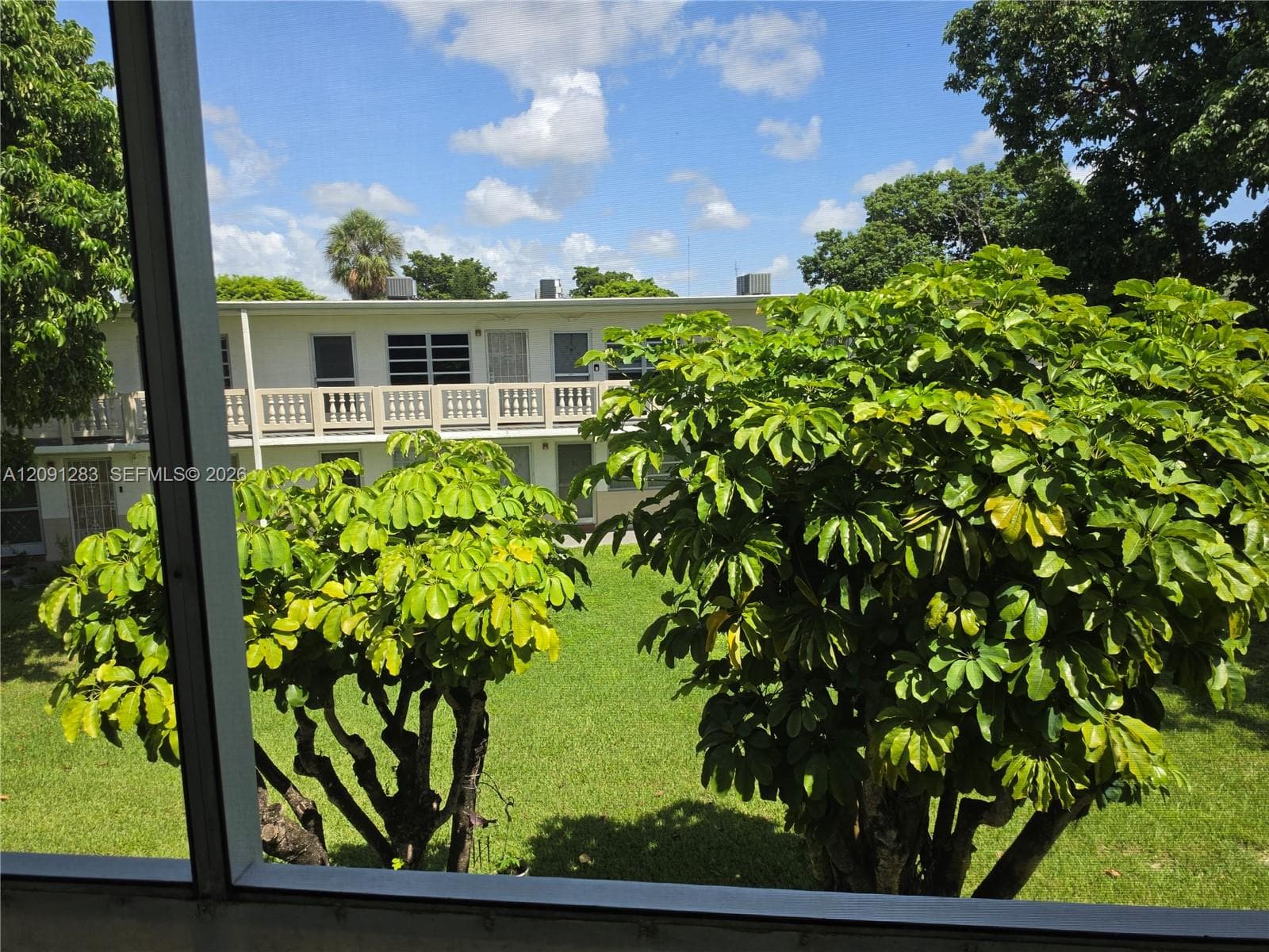 Ro-Mont South · #V30 in Miami Gardens - Photo 17