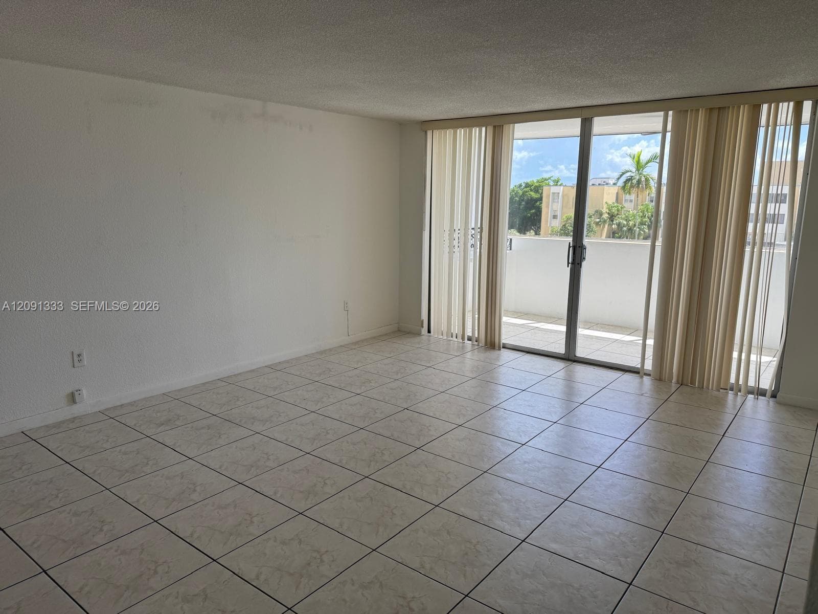 SOVEREIGNS CONDO · #4G1 in Miami - Photo 13