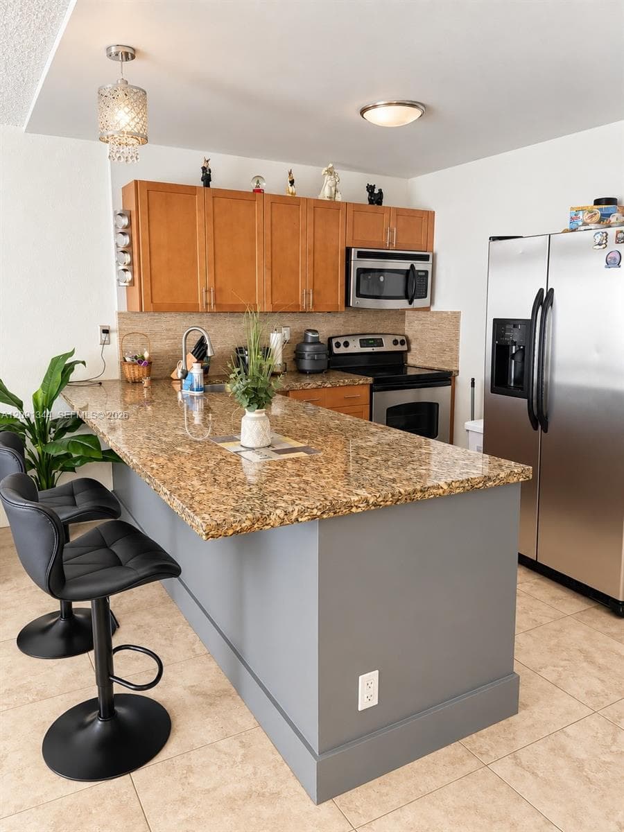 YOLANDA VILLAS CONDO · #901E in Miami - Photo 6