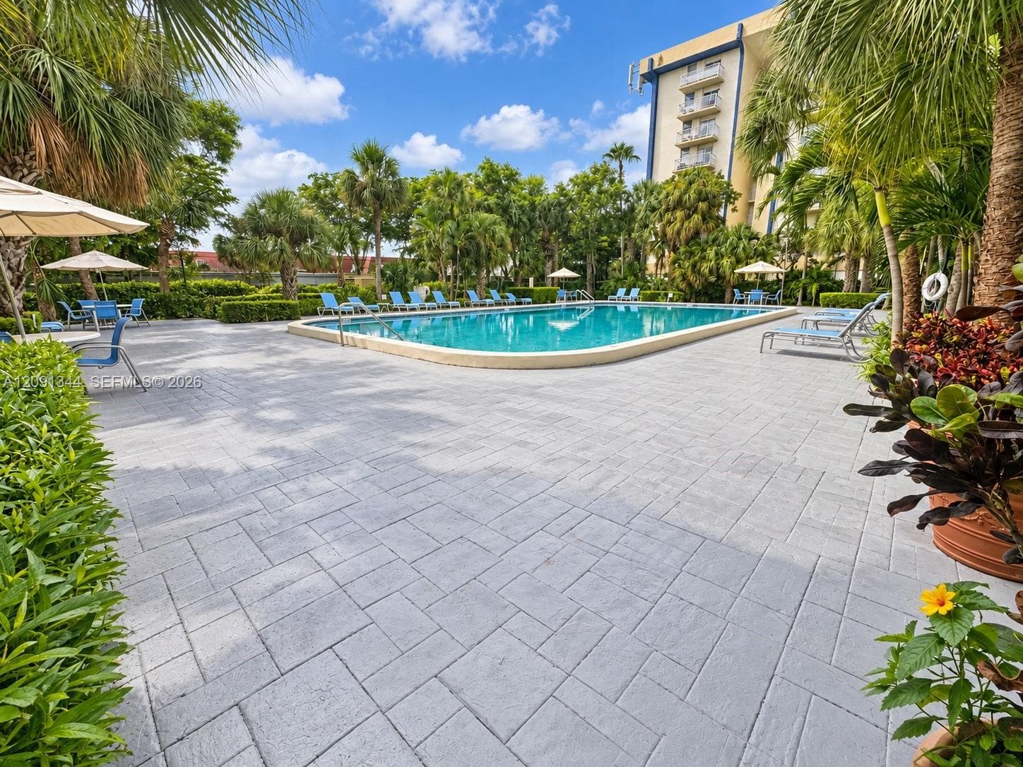 YOLANDA VILLAS CONDO · #901E in Miami - Photo 21