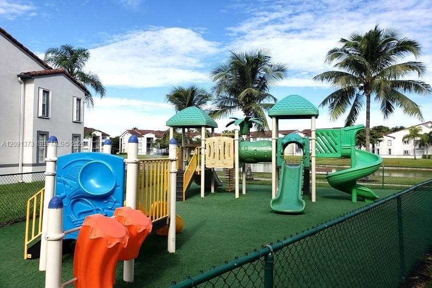 Enclave at Doral · #105-10 in Doral - Photo 12