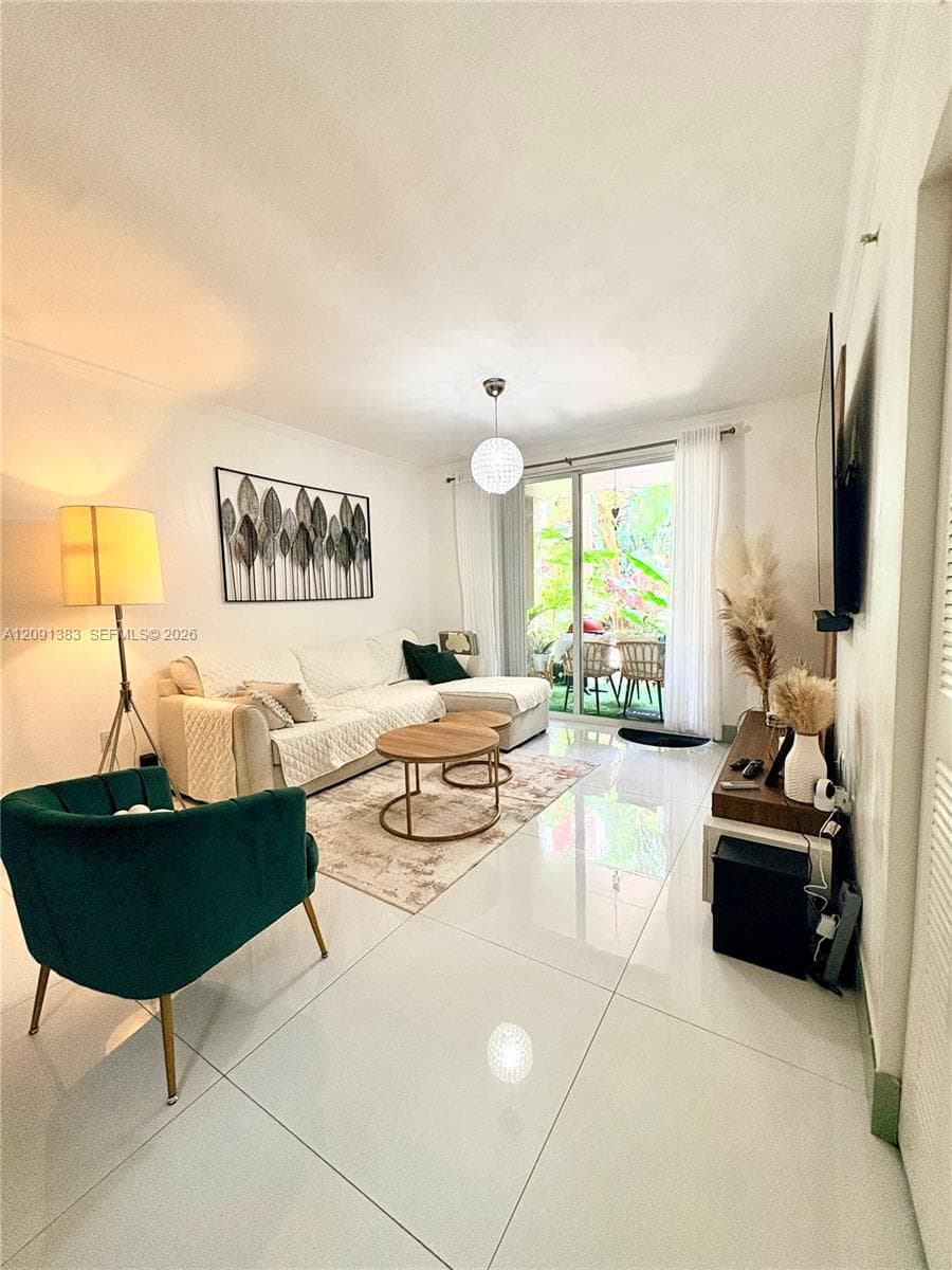 Porto Bellagio · #2121 in Sunny Isles Beach - Photo 6