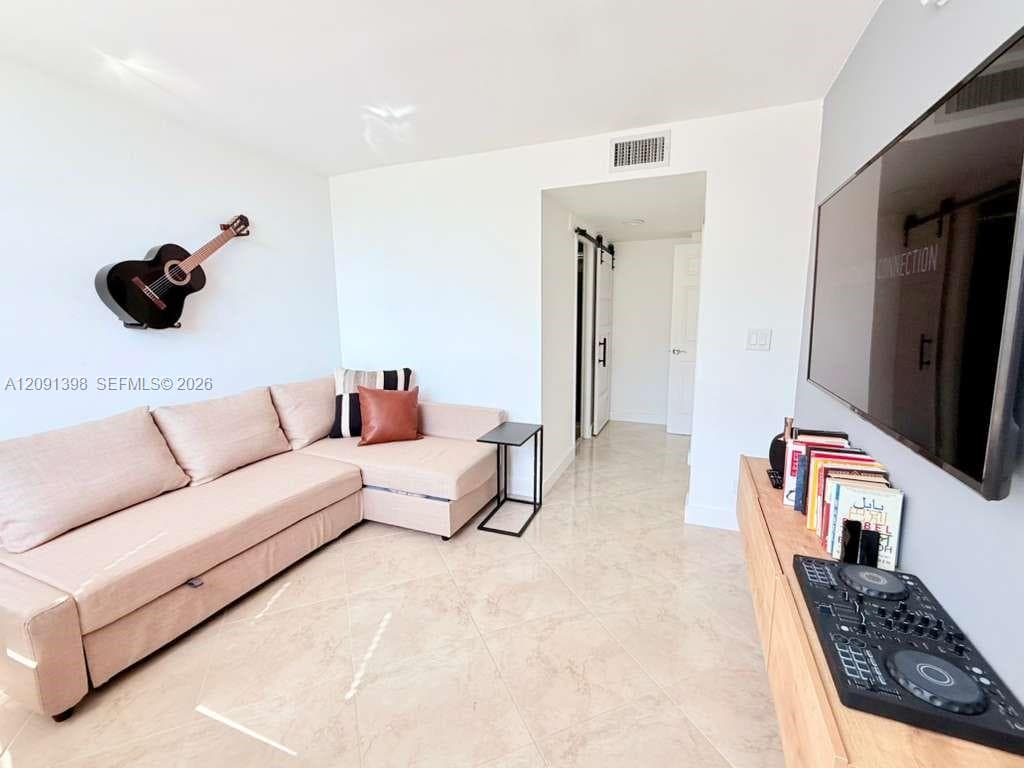 WINSTON TOWERS 200 · #1712 in Sunny Isles Beach - Photo 15