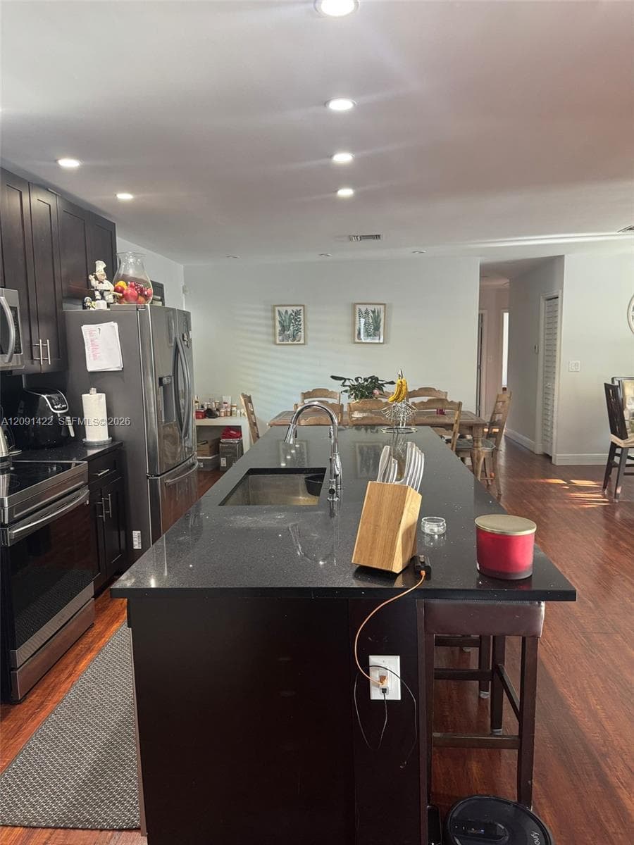 111 SW 24th Ave photo 7