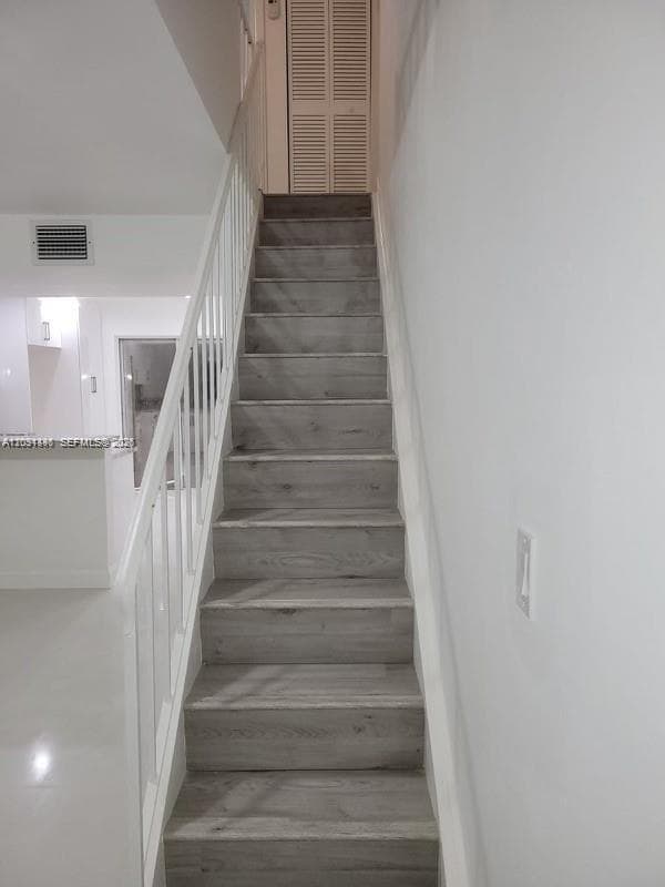 OASIS EN MANGO HILL CONDO · #56 in Hialeah - Photo 8