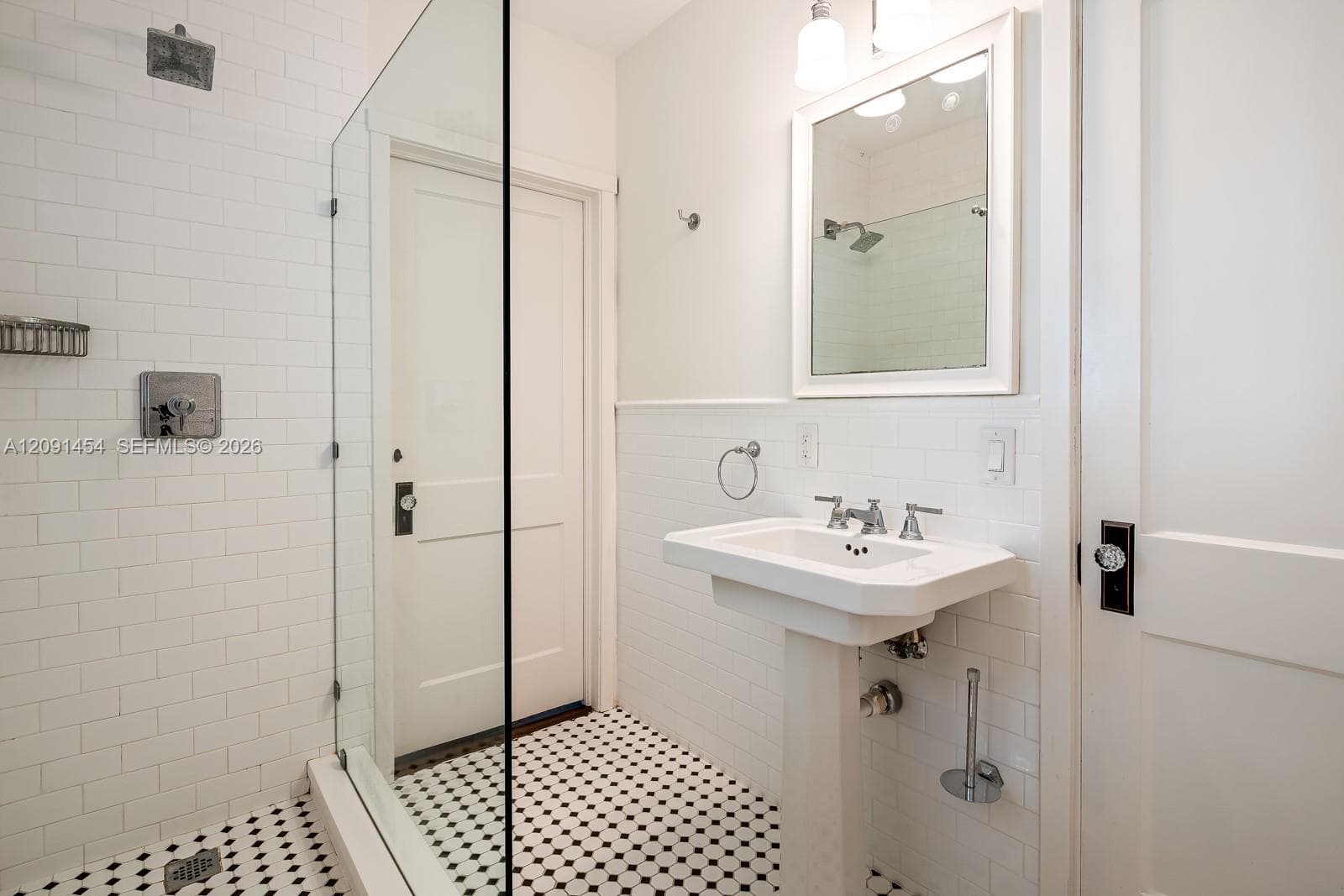 1229 Asturia Ave photo 27
