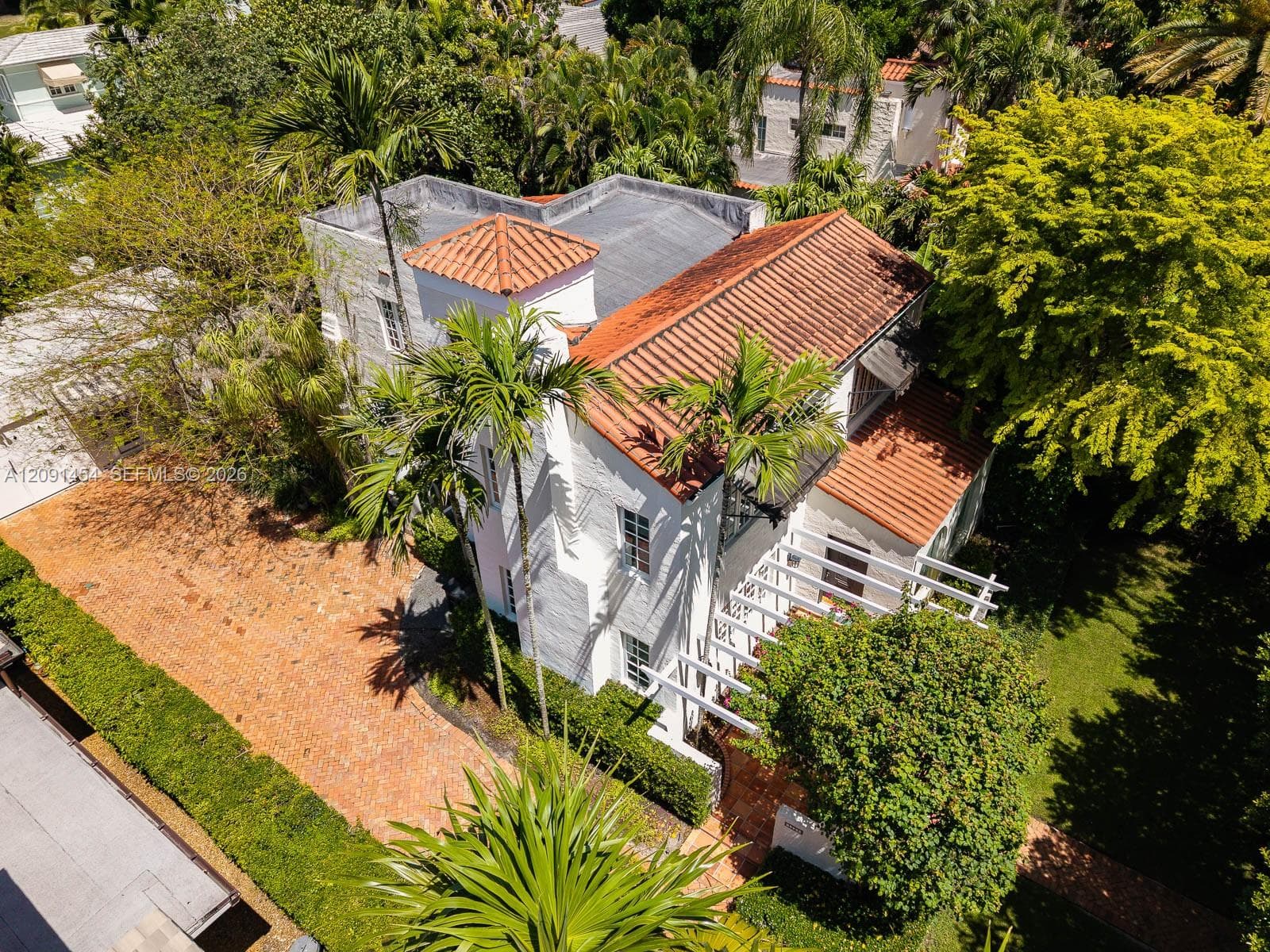 1229 Asturia Ave photo 3