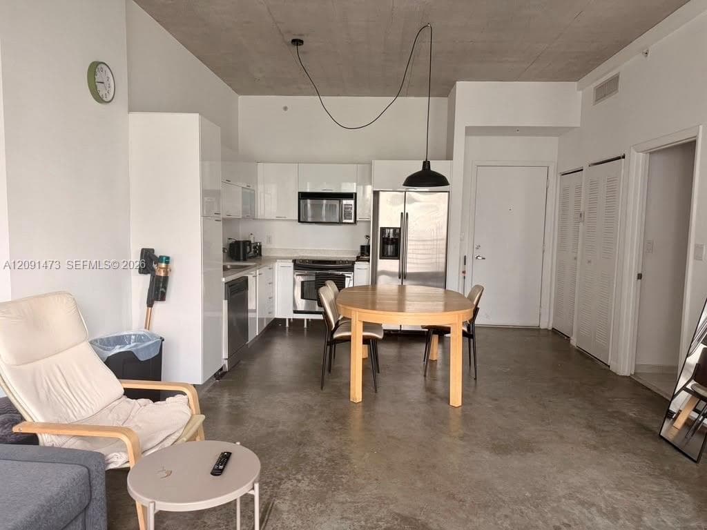 Loft Downtown II · #1605 in Miami - Photo 3