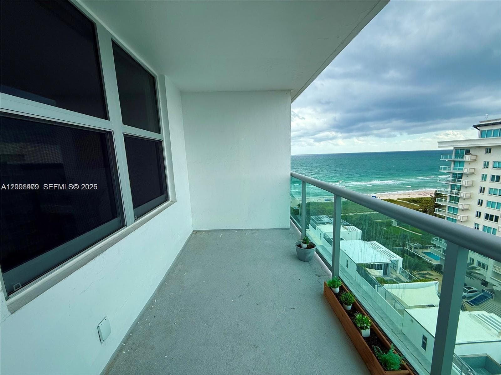 9500 OCEANS CONDO · #1208 in Surfside - Photo 2