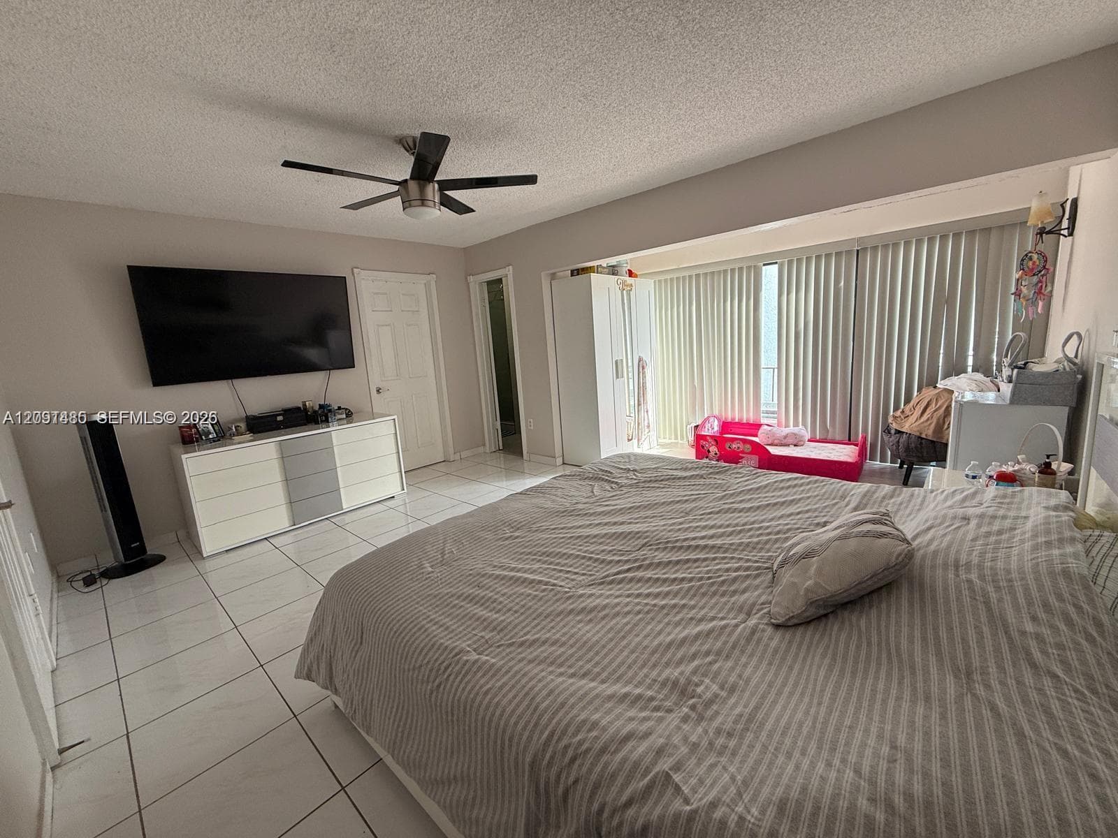 6504 Kendale Lakes Dr #404 photo 15