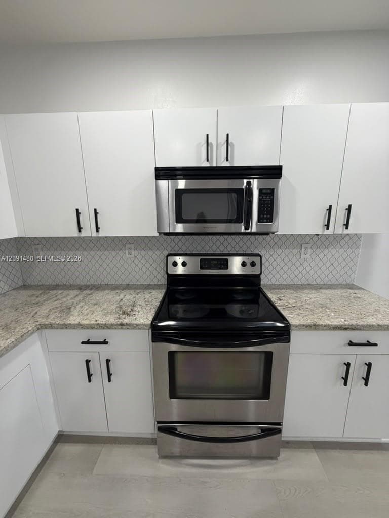 1022 NE 42nd Ter #n/a photo 9