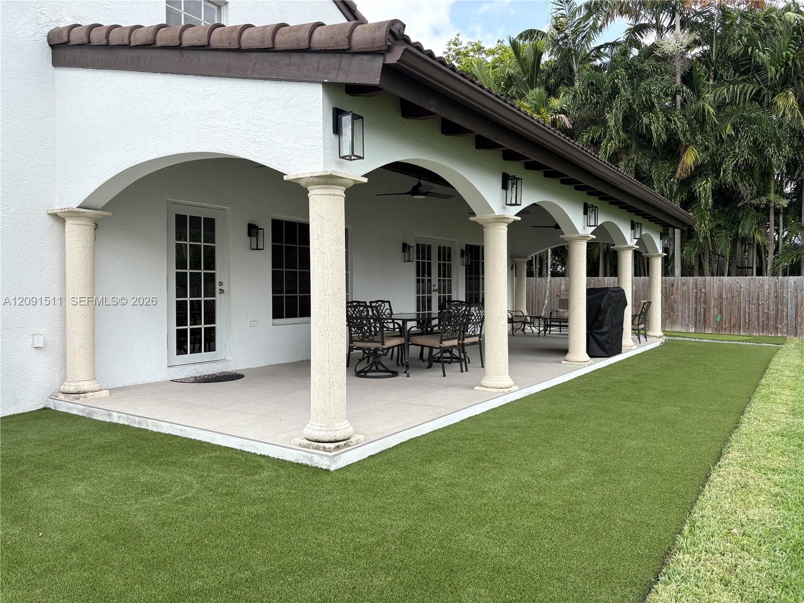 Large covered terrace
