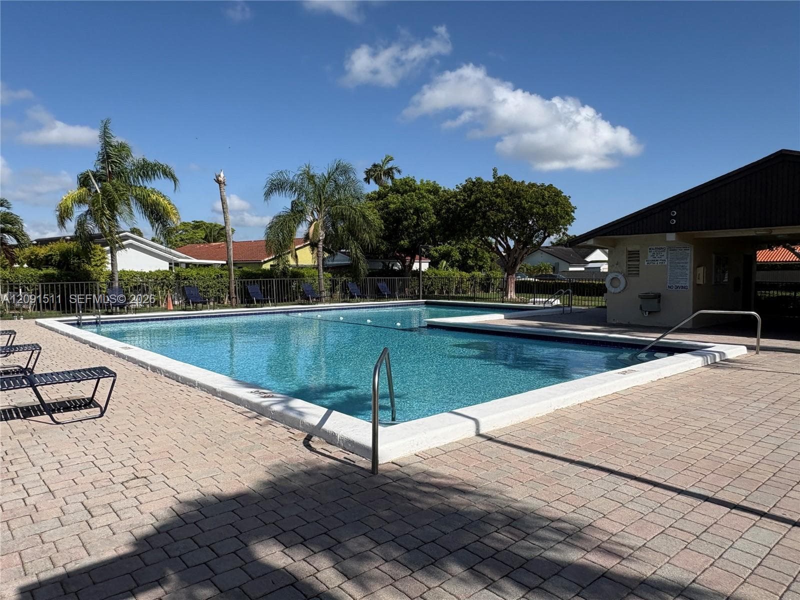Community Pool - 1-1/2 blocks from the house