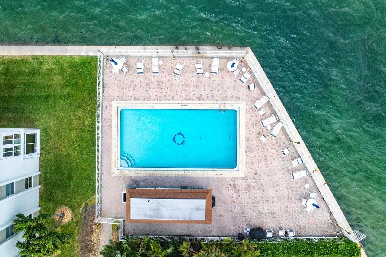 038-400WilmaCircle-301-WestPalmBeach-FL-