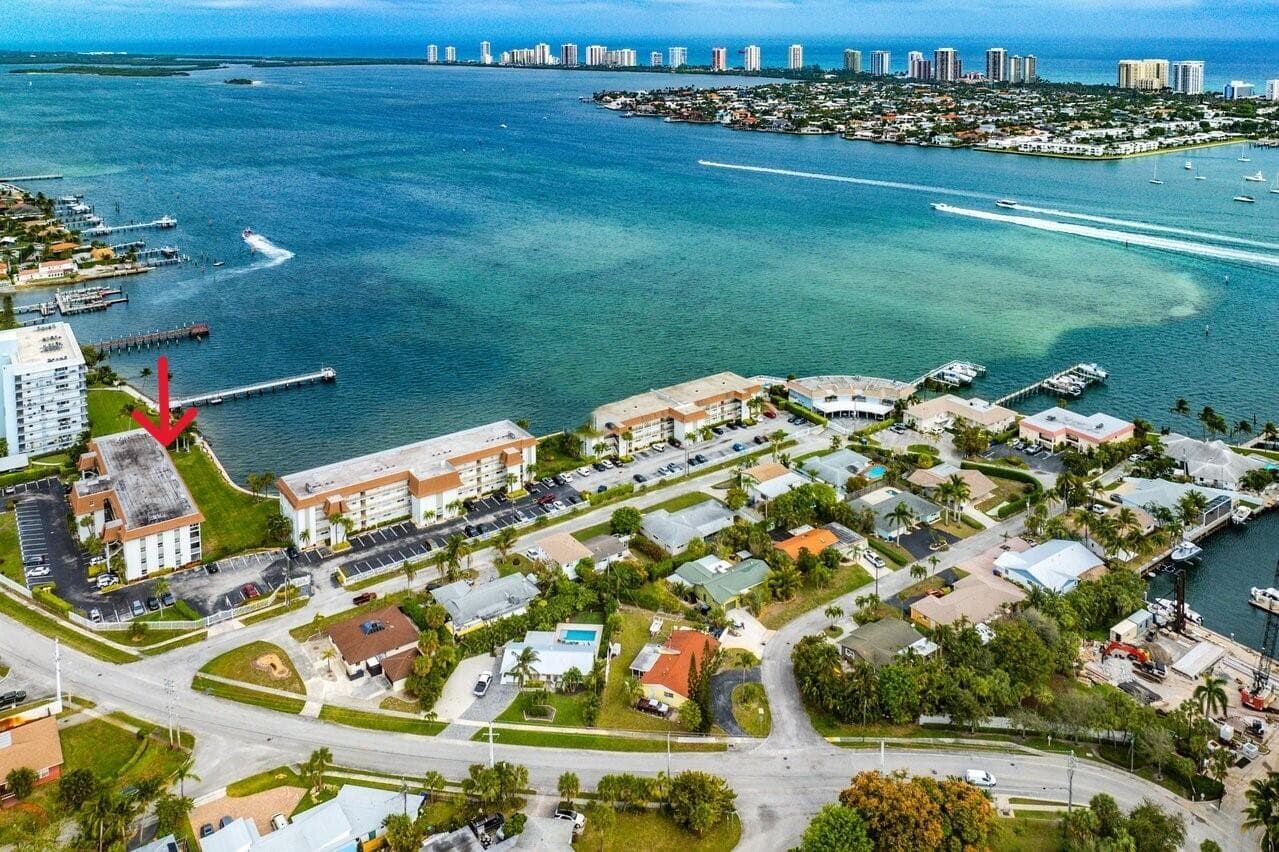 036-400WilmaCircle-301-WestPalmBeach-FL-