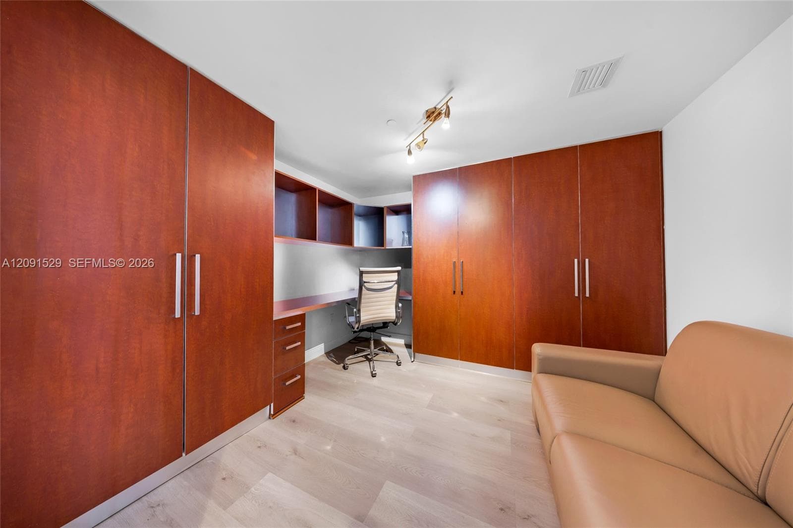 BEACH CLUB THREE CONDO · #3607 in Hallandale Beach - Photo 21