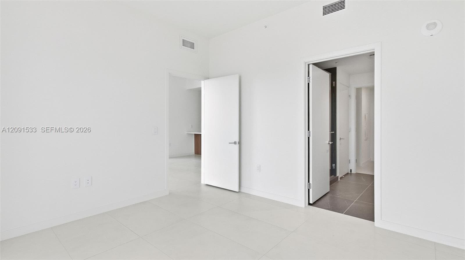 Casa Bella · #2902 in Miami - Photo 12