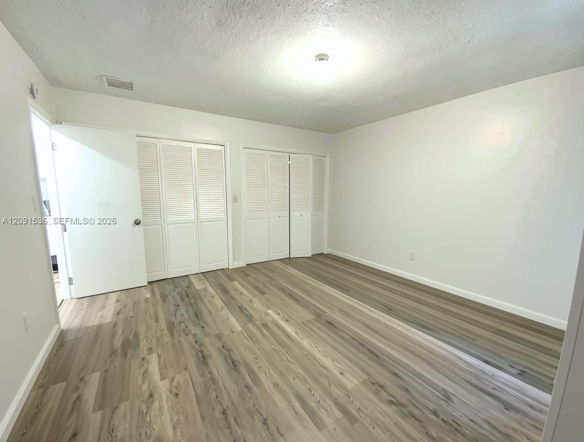 11000 NE 9th Ave photo 13
