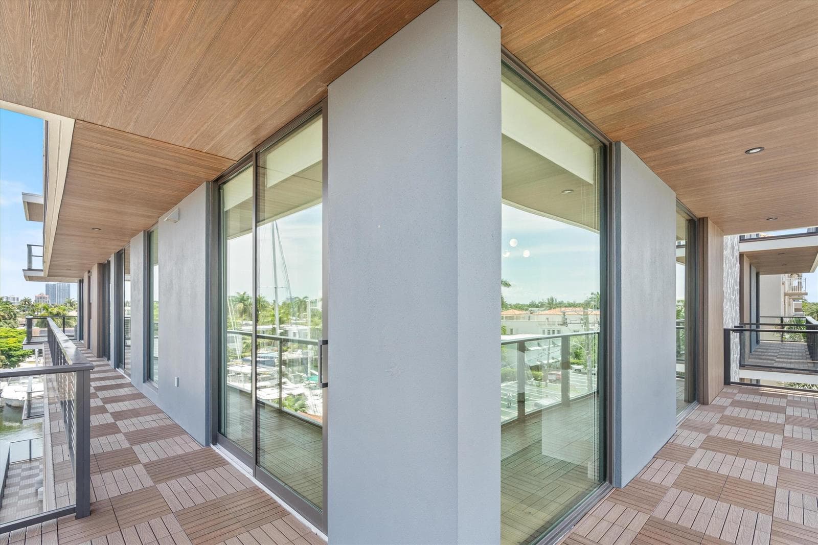30-124 Hendricks Isle #401 Ft. Lauderdal