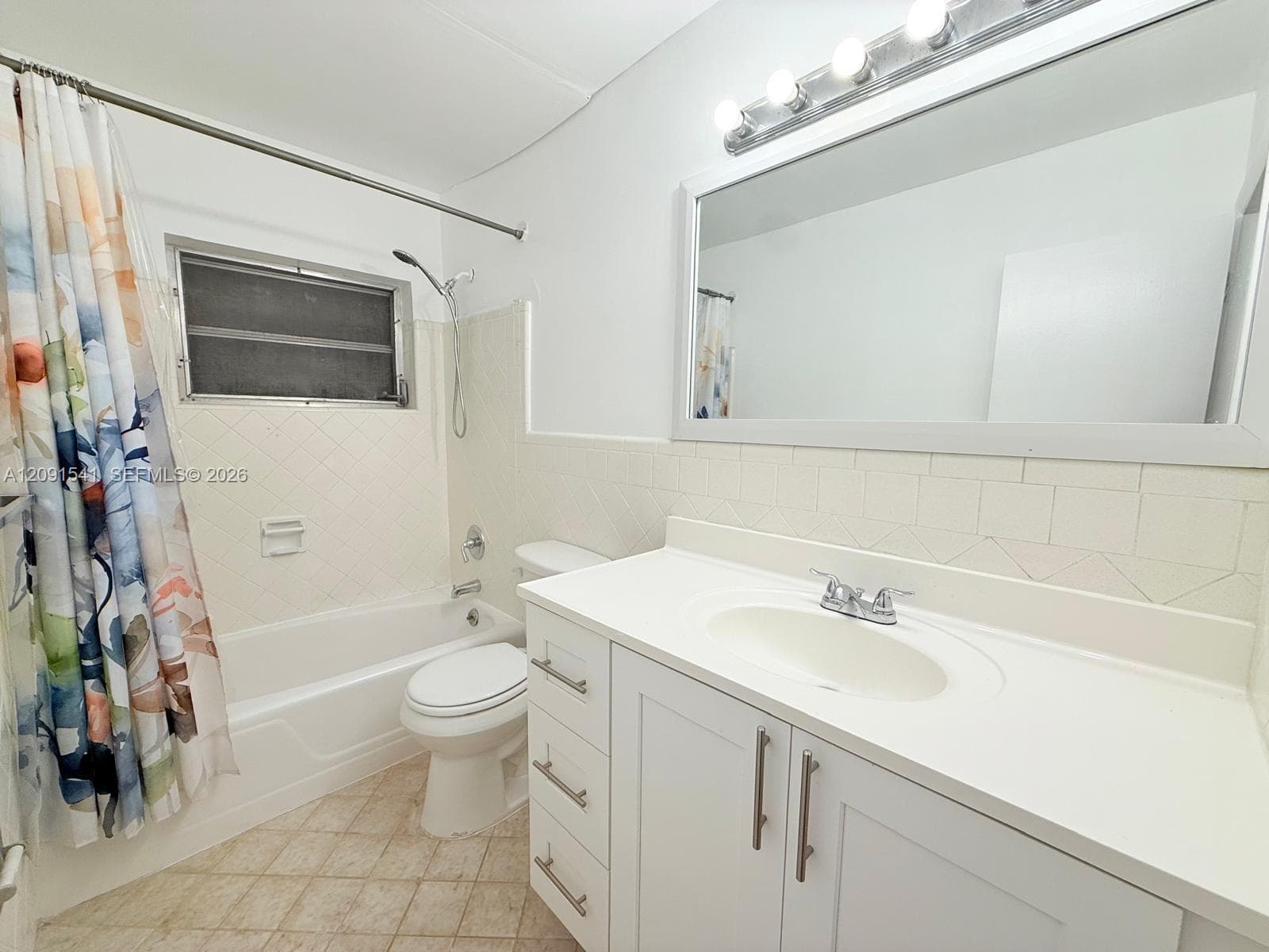 COLONIAL HOUSE CONDO · #309 in Hallandale Beach - Photo 11