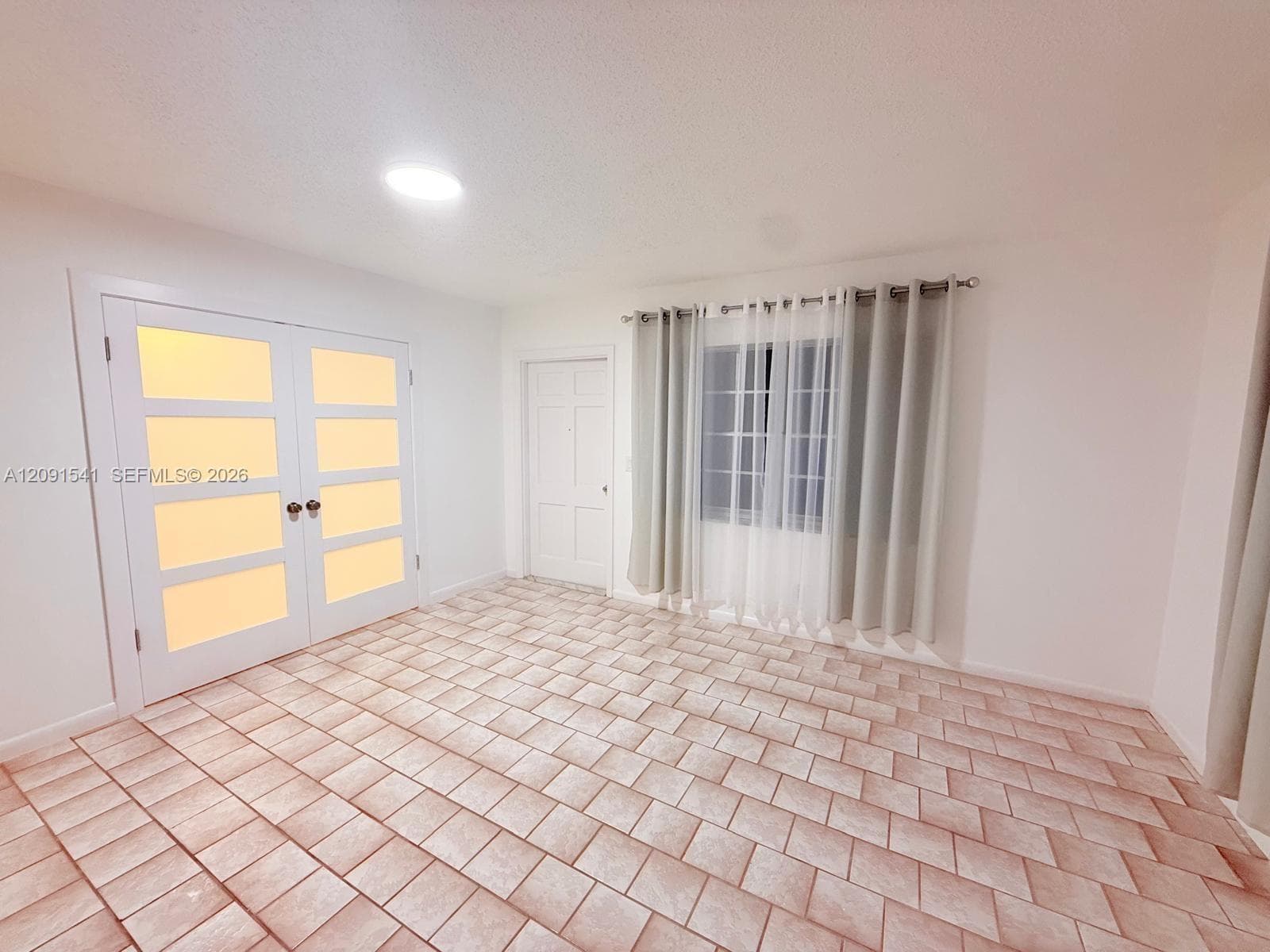 COLONIAL HOUSE CONDO · #309 in Hallandale Beach - Photo 8