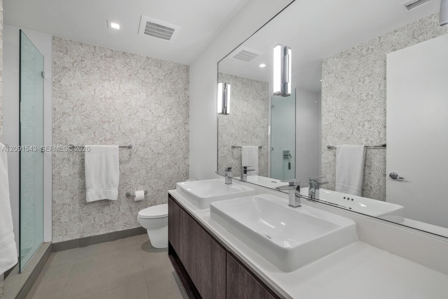 ONE BAY CONDO · #103 in Miami - Photo 34
