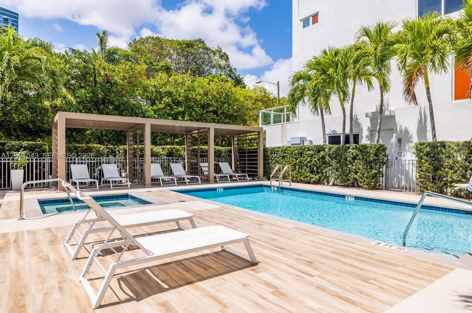 ONE BAY CONDO · #103 in Miami - Photo 41
