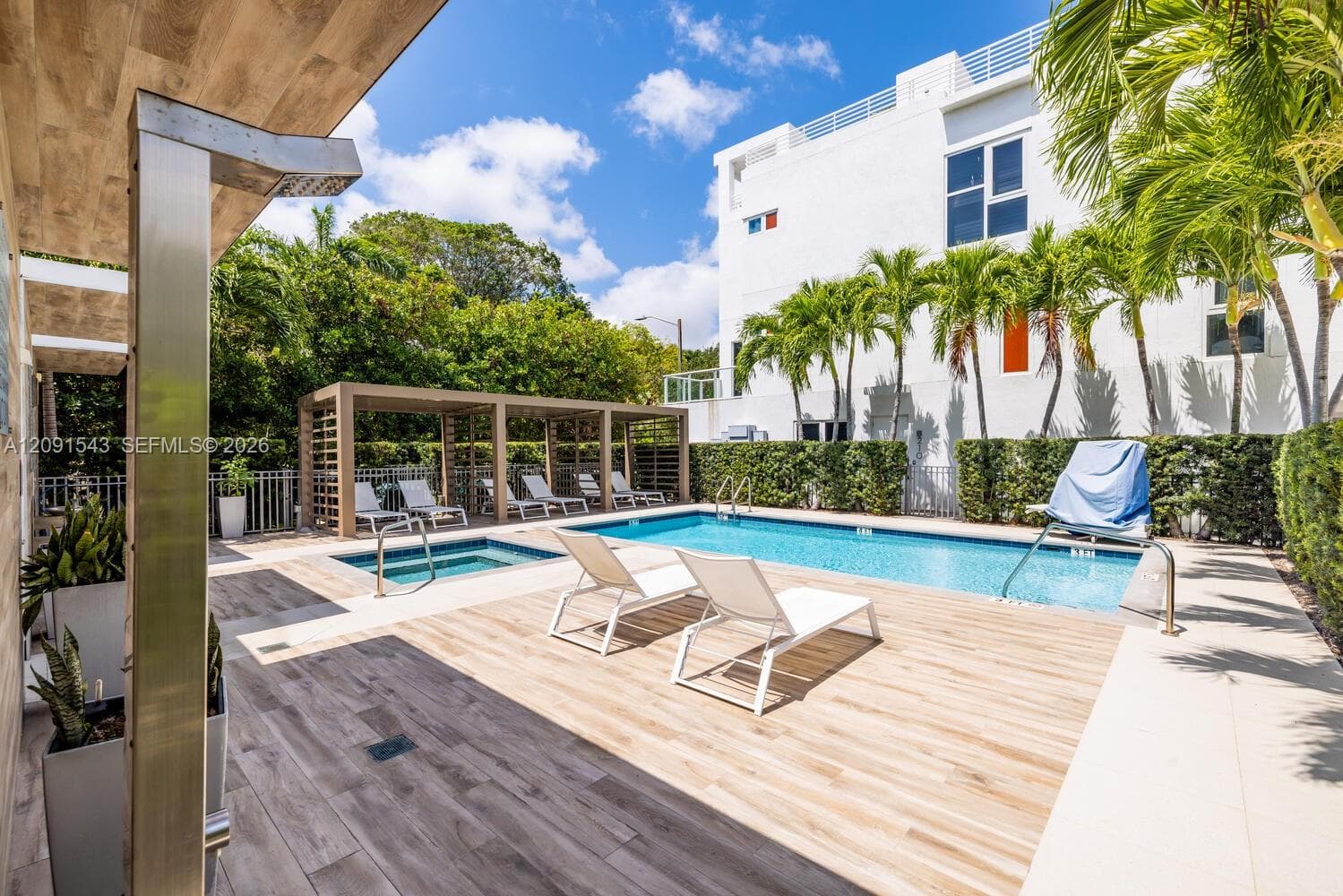 ONE BAY CONDO · #103 in Miami - Photo 40