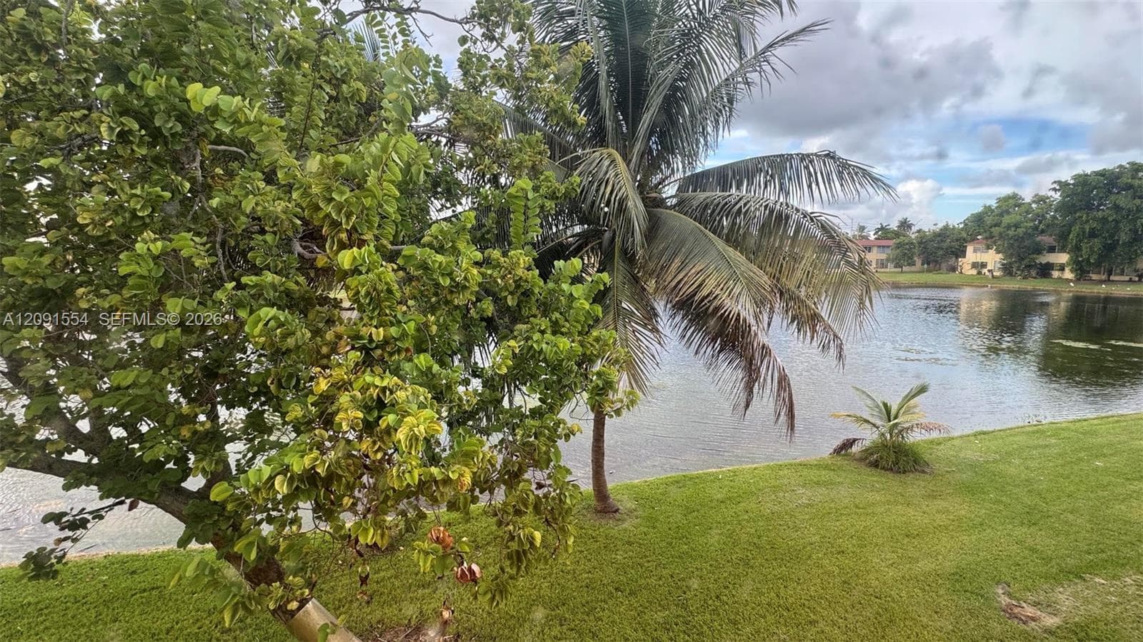 BISC LAKE GARDENS NO 2 BL · #M216 in Aventura - Photo 32