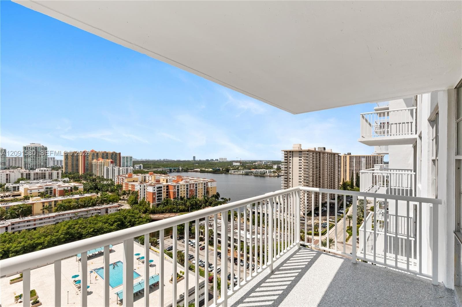 WINSTON TOWERS 400 · #2106 in Sunny Isles Beach - Photo 2