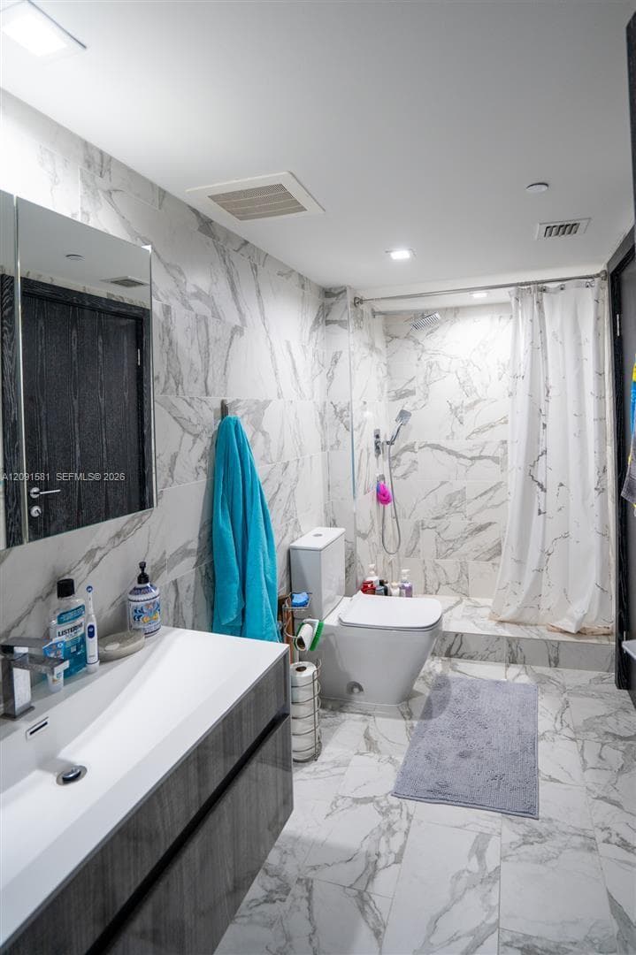 BEACH CLUB CONDO · #610 in Hallandale Beach - Photo 27