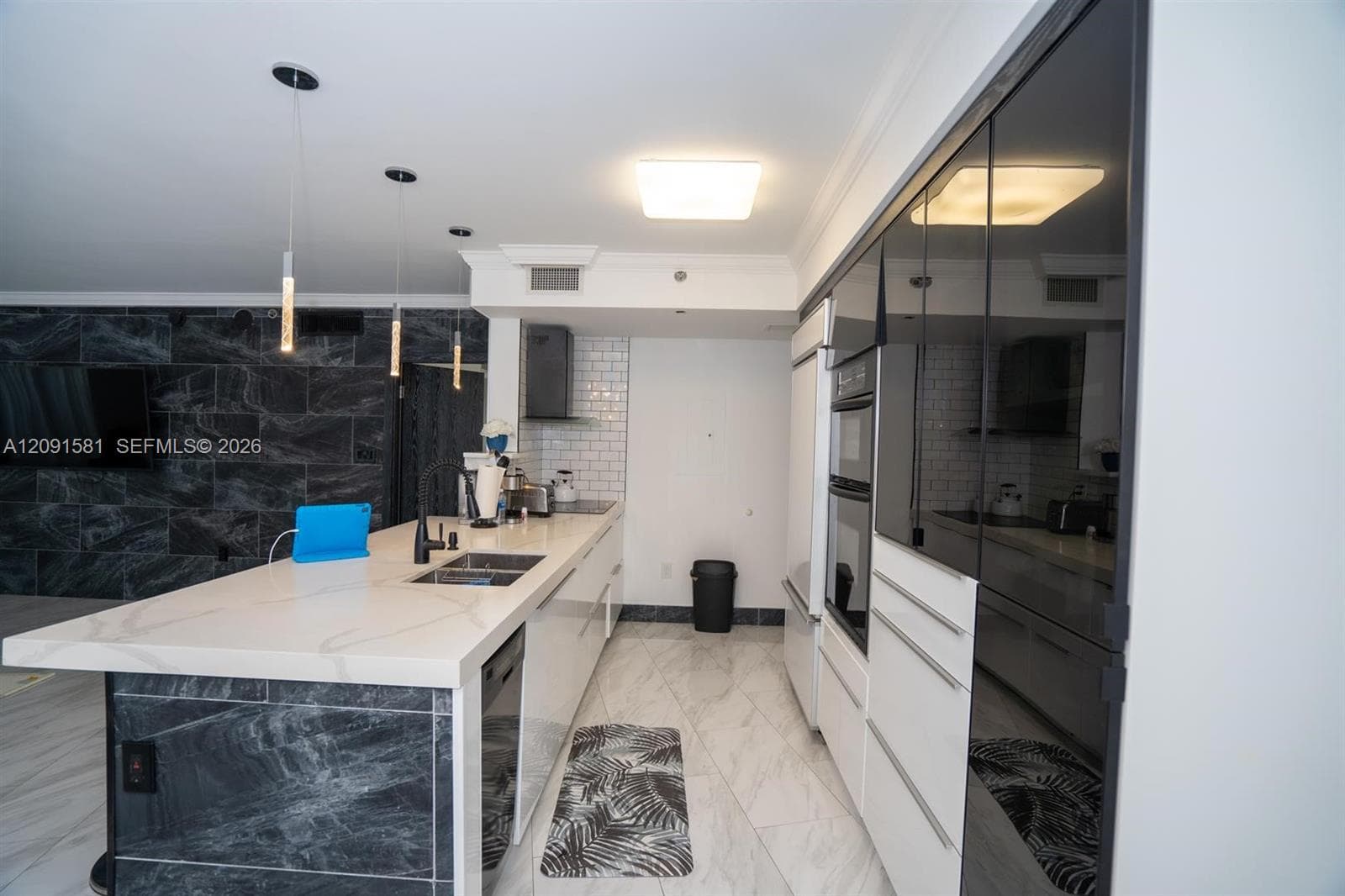 BEACH CLUB CONDO · #610 in Hallandale Beach - Photo 12