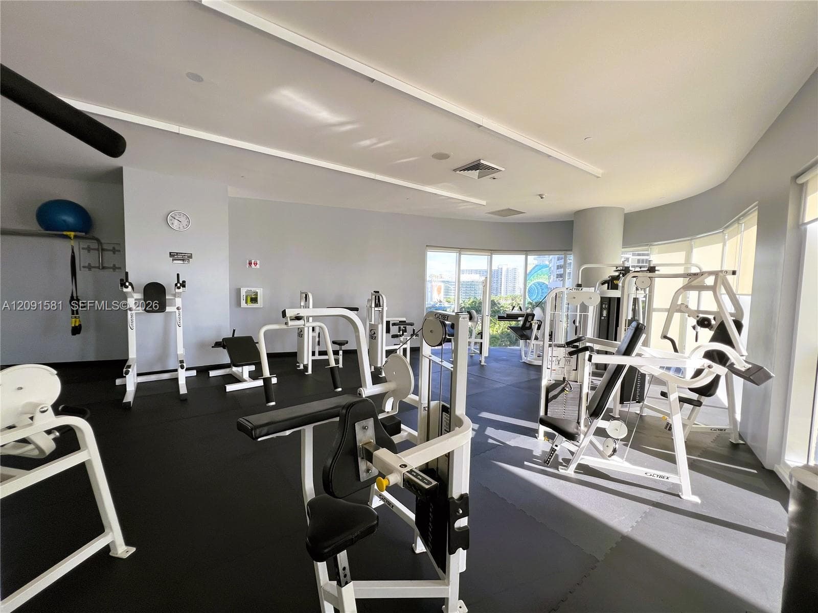 BEACH CLUB CONDO · #610 in Hallandale Beach - Photo 36