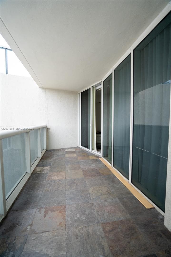 BEACH CLUB CONDO · #610 in Hallandale Beach - Photo 32