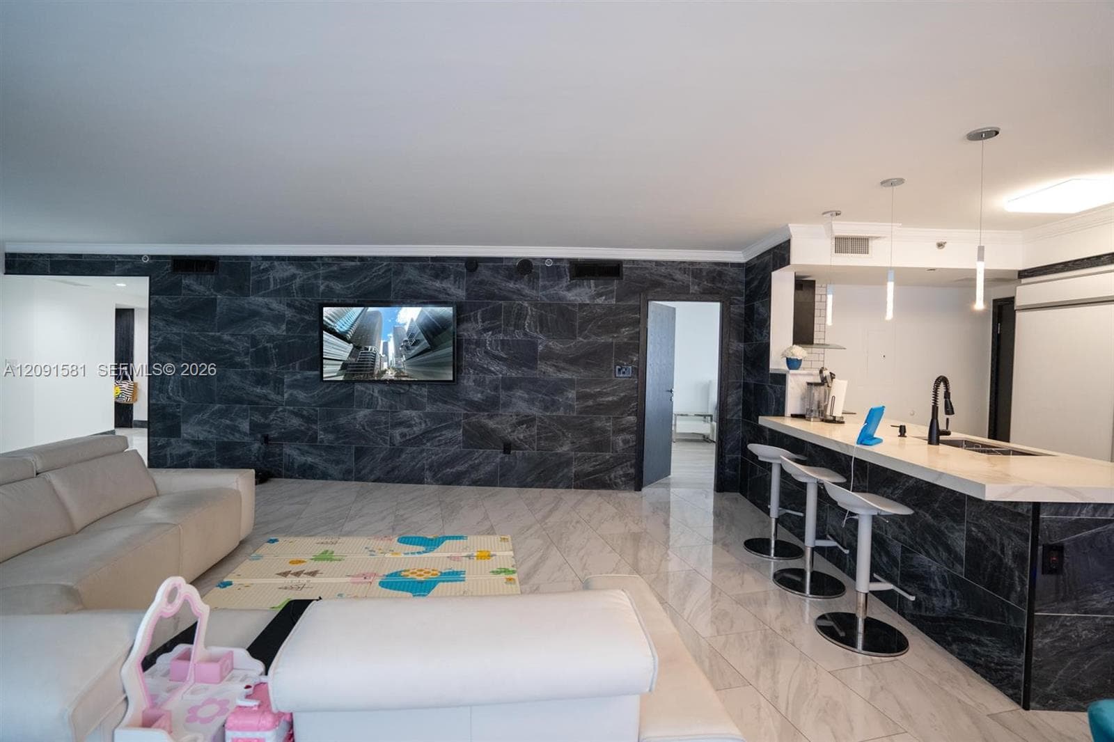 BEACH CLUB CONDO · #610 in Hallandale Beach - Photo 9