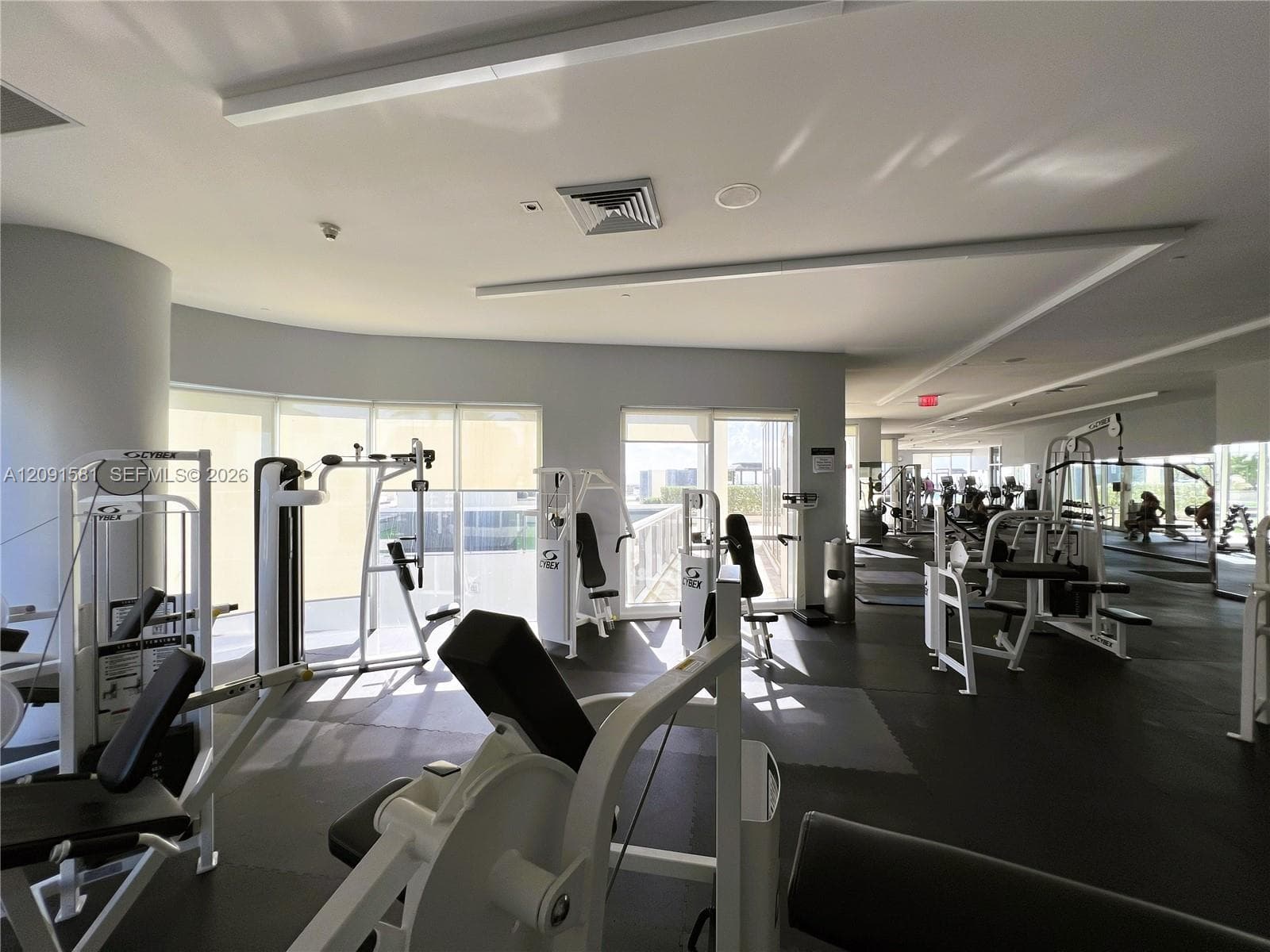 BEACH CLUB CONDO · #610 in Hallandale Beach - Photo 37