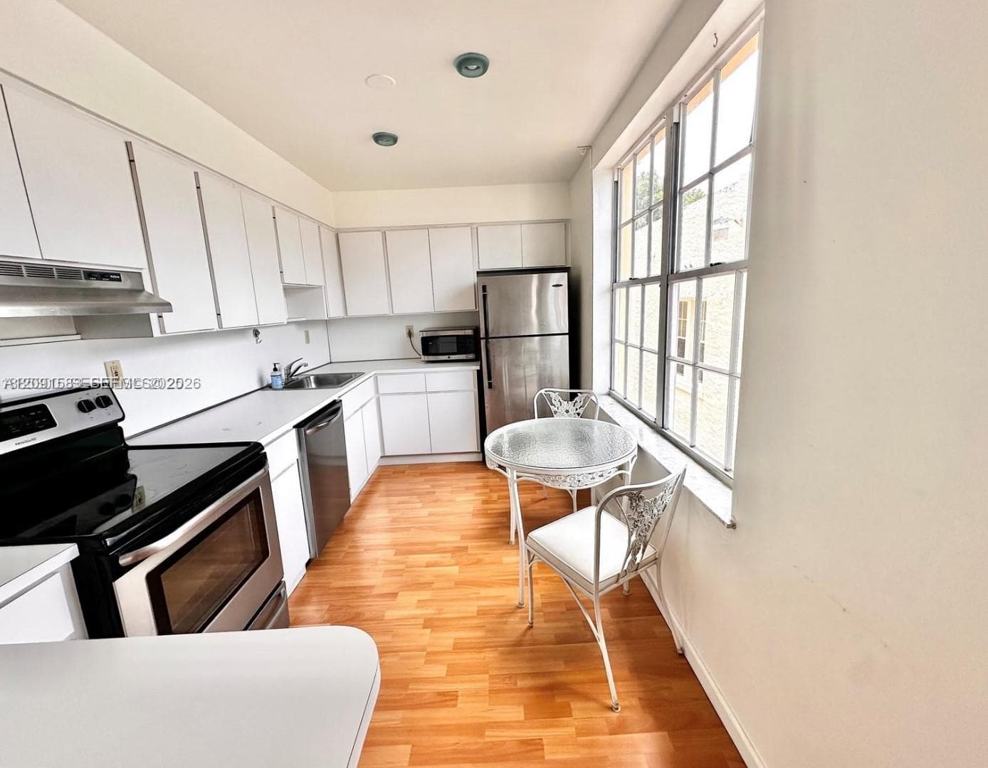 THE FLAMINGO CONDO · #1F in Miami Beach - Photo 3