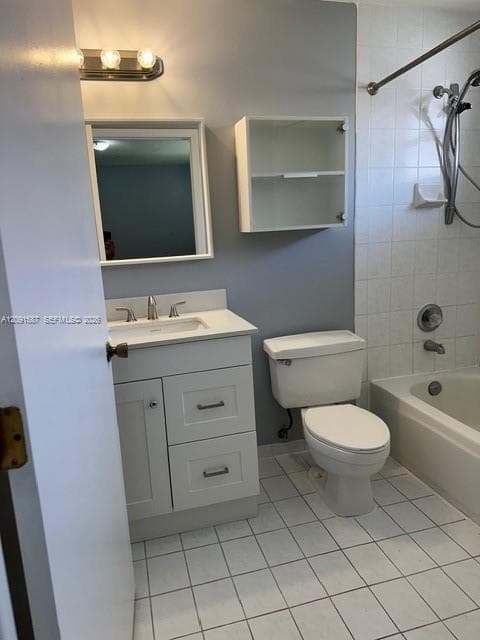 8015 Lake Dr #201 photo 9