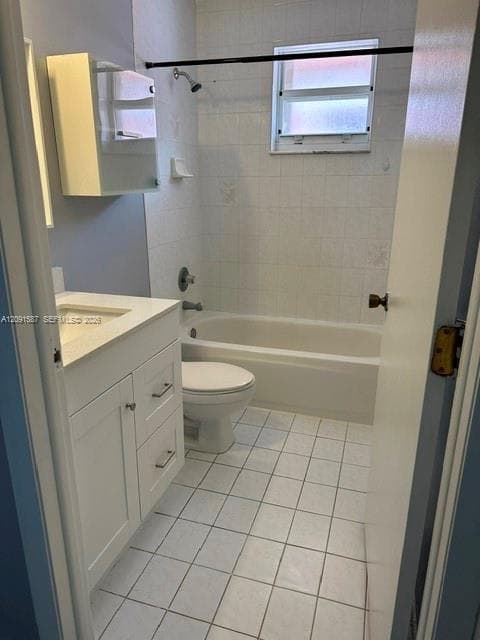 8015 Lake Dr #201 photo 10