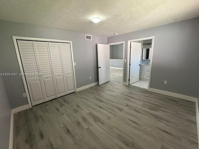 8015 Lake Dr #201 photo 14