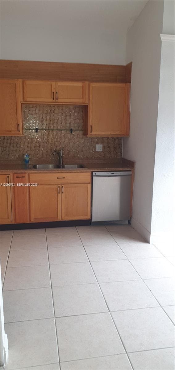 6702 SW 152nd Pl # 02 #28-02 photo 18