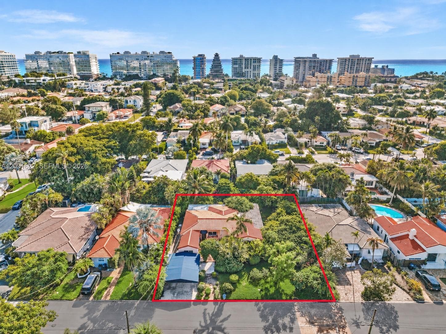8945 Dickens Ave photo 5