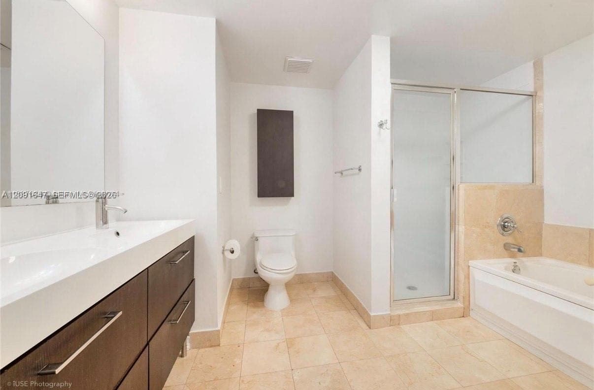 GABLES PARK TOWER · #606 in Coral Gables - Photo 13