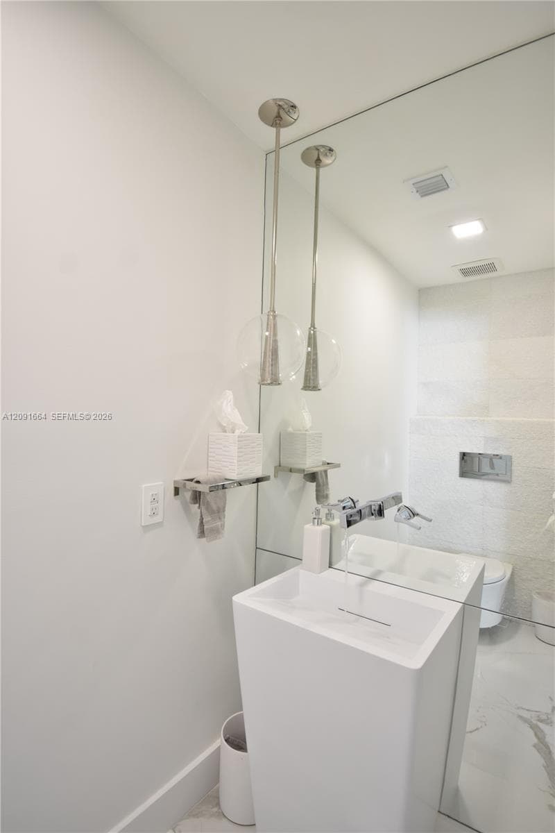 20501 NE 22nd Pl photo 25