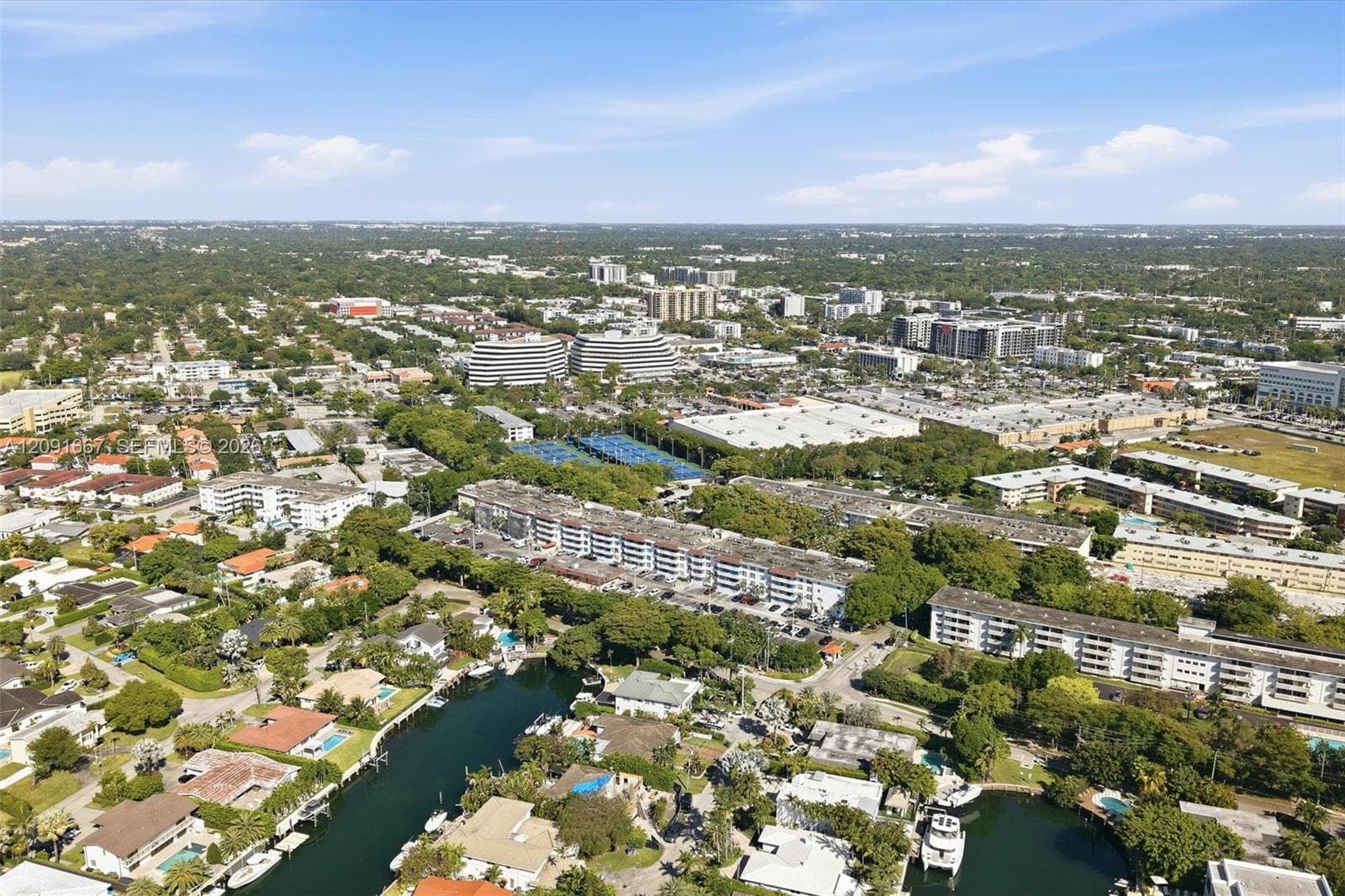 BAYVIEW PALMS CONDO · #201 in North Miami - Photo 6
